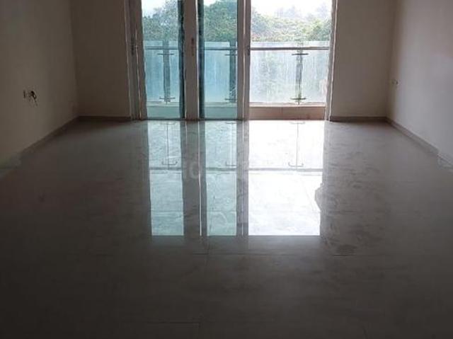 4 BHK Apartment in Juhu for rent Mumbai. The reference number is 19972404