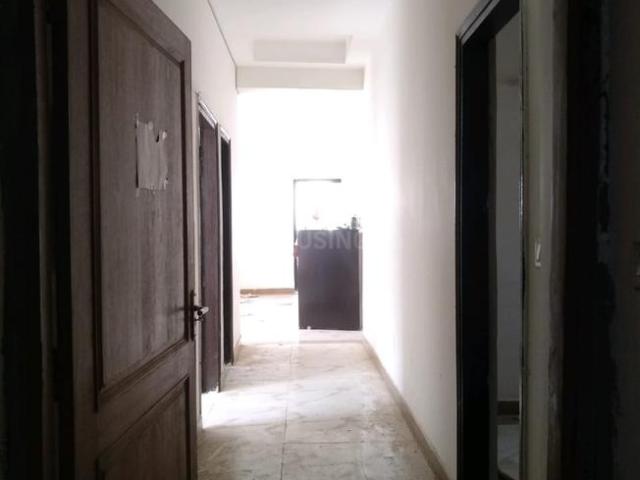 4 BHK Apartment in Omega II for resale Greater Noida. The reference number is 20802508