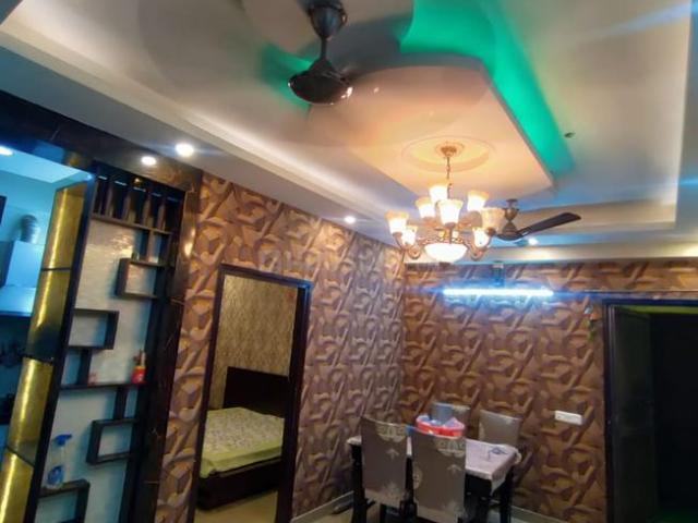 4 BHK Apartment in Omicron I for resale Greater Noida. The reference number is 19957803