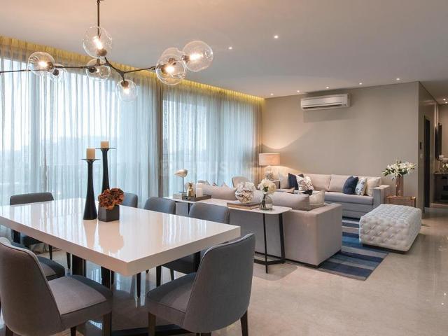 4 BHK Apartment in Lower Parel for resale Mumbai. The reference number is 13625104