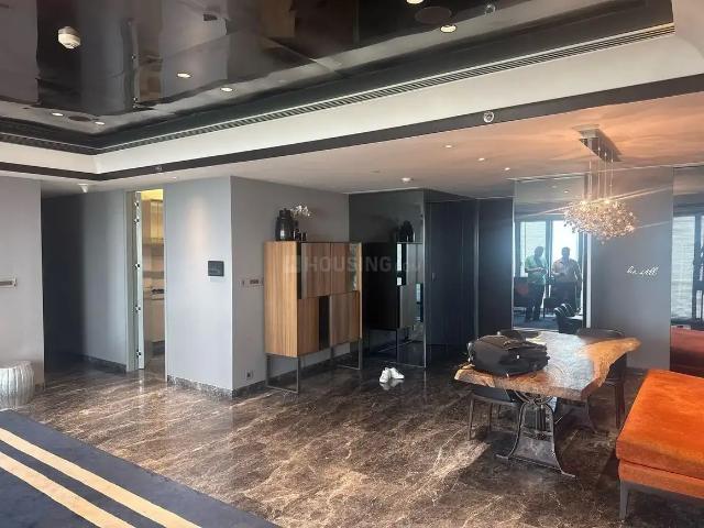 4 BHK Apartment in Lower Parel for resale Mumbai. The reference number is 19901054