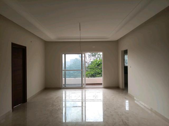 4 BHK Apartment in Lakdikapul for resale Hyderabad. The reference number is 18681672