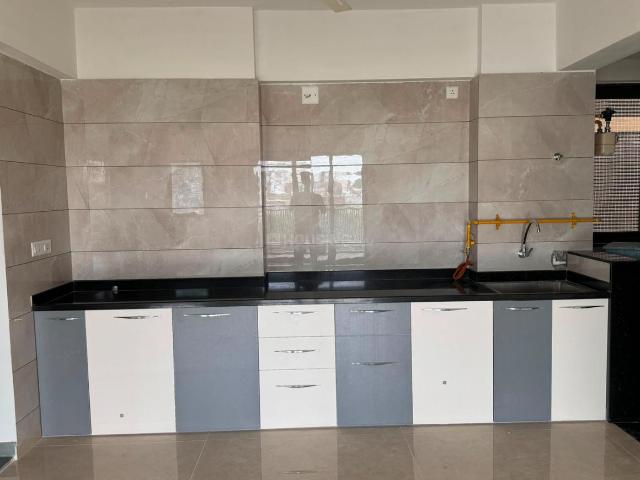 4 BHK Apartment in Motera for rent Ahmedabad. The reference number is 20954816