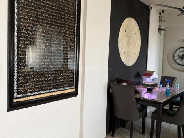 4 BHK Apartment in Mazgaon for rent Mumbai. The reference number is 20437012