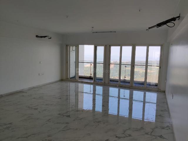 4 BHK Apartment in Madh for rent Mumbai. The reference number is 11672314