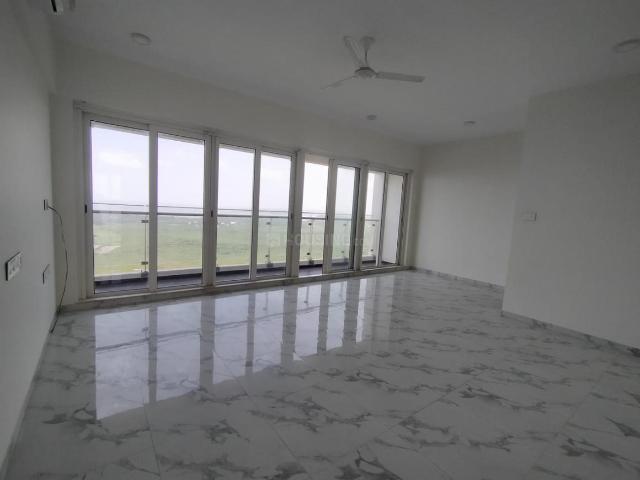 4 BHK Apartment in Madh for resale Mumbai. The reference number is 19478186