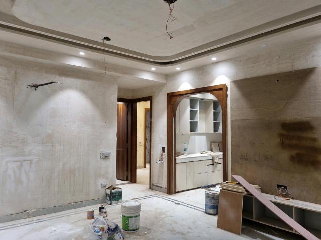 4 BHK Apartment in Mahavir Enclave for resale New Delhi. The reference number is 20232460