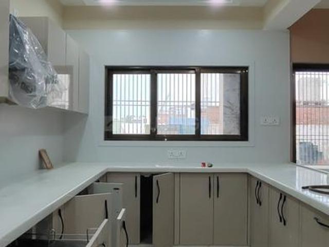 4 BHK Apartment in Mahmoorganj for rent Varanasi. The reference number is 20140816