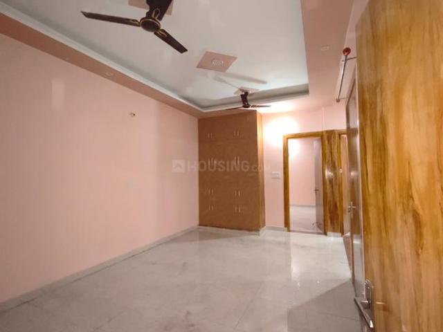 4 BHK Apartment in Mahurali for resale Ghaziabad. The reference number is 20689641