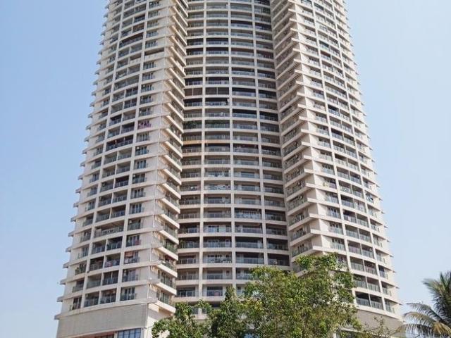 4 BHK Apartment in Malad East for resale Mumbai. The reference number is 20249281
