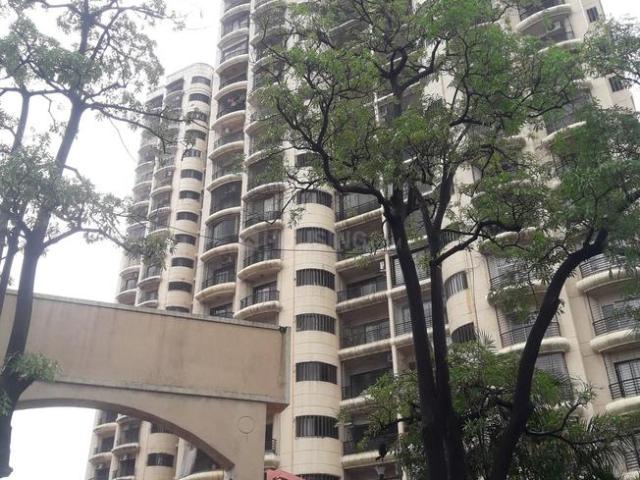 4 BHK Apartment in Malad East for resale Mumbai. The reference number is 20626822