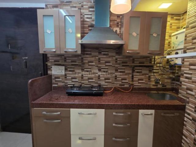 4 BHK Apartment in Malad West for rent Mumbai. The reference number is 20182438
