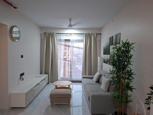 4 BHK Apartment in Malad West for resale Mumbai. The reference number is 19043338