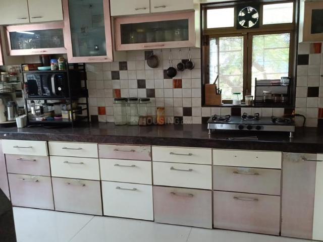 4 BHK Apartment in Malad West for resale Mumbai. The reference number is 19378328