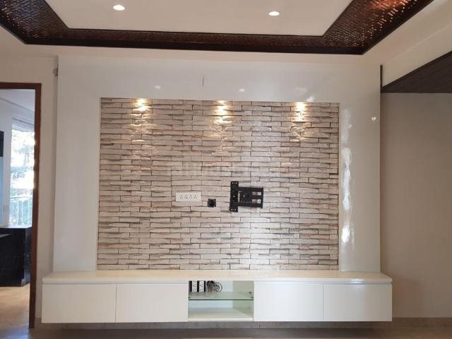 4 BHK Apartment in Malleswaram for resale Bengaluru. The reference number is 20787730