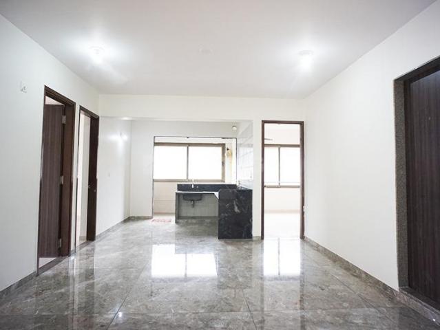 4 BHK Apartment in Maninagar for resale Ahmedabad. The reference number is 16541664