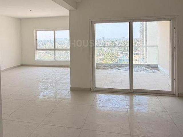 4 BHK Apartment in Maradu for resale Kochi. The reference number is 19542536