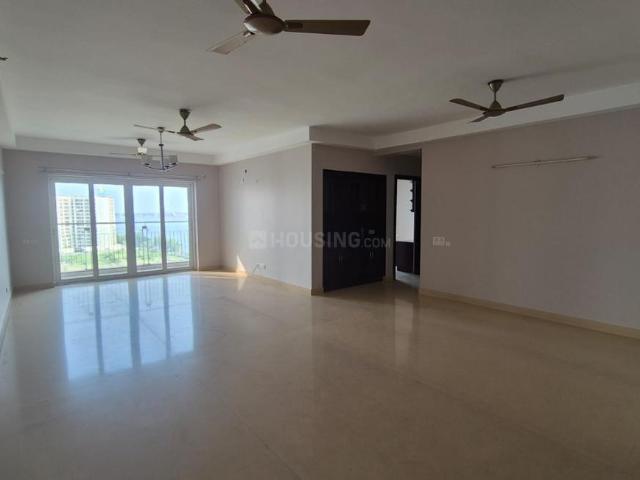 4 BHK Apartment in Marine Drive for resale Kochi. The reference number is 20207187