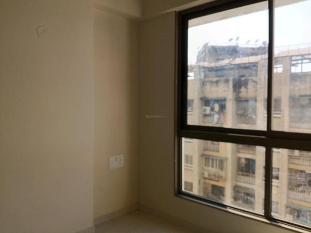 4 BHK Apartment in Mira Road East for resale Mira Bhayandar. The reference number is 19864320
