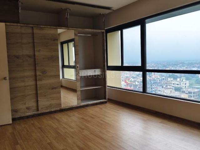4 BHK Apartment in Mukundapur for resale Kolkata. The reference number is 20658506