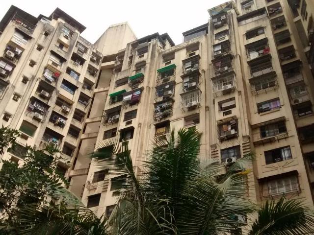 4 BHK Apartment in Mulund West for resale Mumbai. The reference number is 12658263