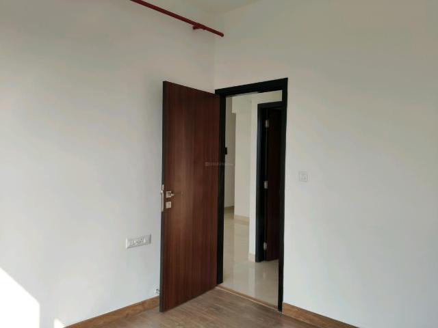 4 BHK Apartment in Mulund West for resale Mumbai. The reference number is 19451730