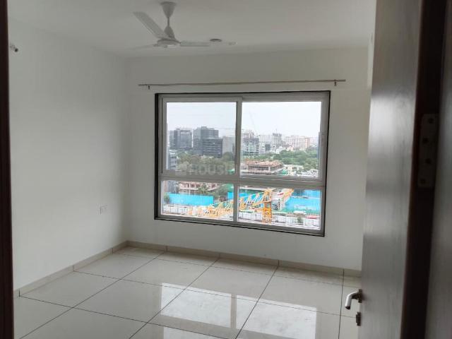 4 BHK Apartment in Mundhwa for rent Pune. The reference number is 20825331