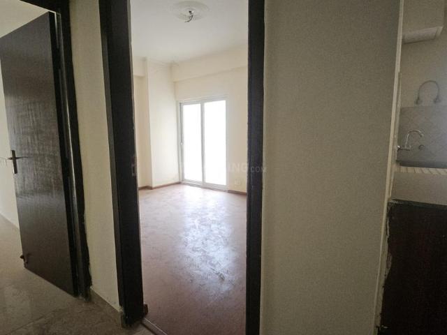 4 BHK Apartment in Noida Extension for rent Greater Noida. The reference number is 19971034