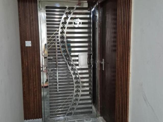 4 BHK Apartment in Noida Extension for rent Greater Noida. The reference number is 20608592