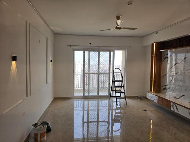 4 BHK Apartment in Noida Extension for rent Greater Noida. The reference number is 20225639