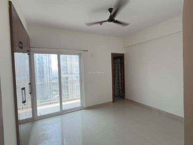 4 BHK Apartment in Noida Extension for rent Greater Noida. The reference number is 20347945