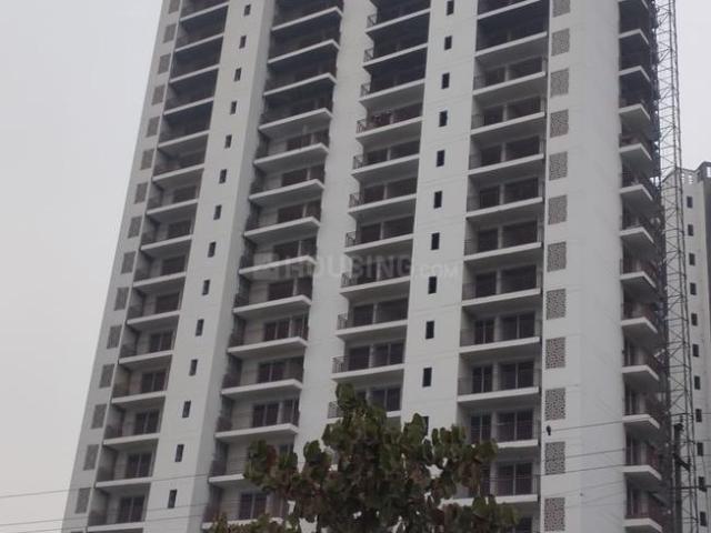 4 BHK Apartment in Noida Extension for resale Greater Noida. The reference number is 15801943