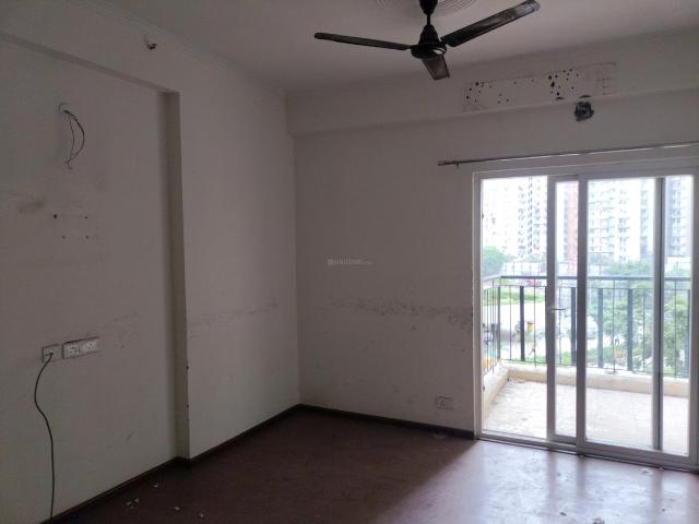 4 BHK Apartment in Noida Extension for resale Greater Noida. The reference number is 20575086