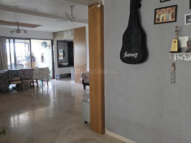 4 BHK Apartment in Navrangpura for resale Ahmedabad. The reference number is 17975508