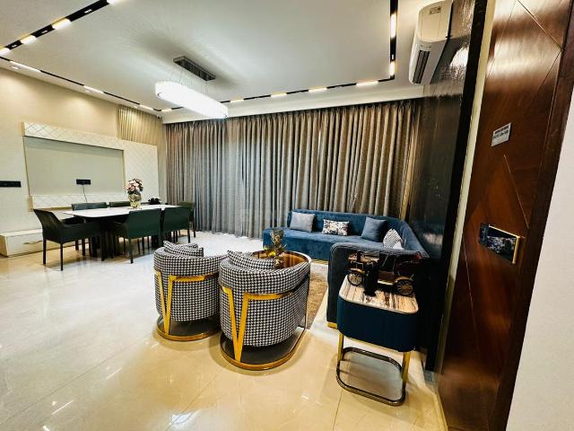 4 BHK Apartment in Nabha for resale Zirakpur. The reference number is 13544725