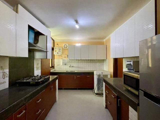 4 BHK Apartment in Nagla for rent Zirakpur. The reference number is 19174557