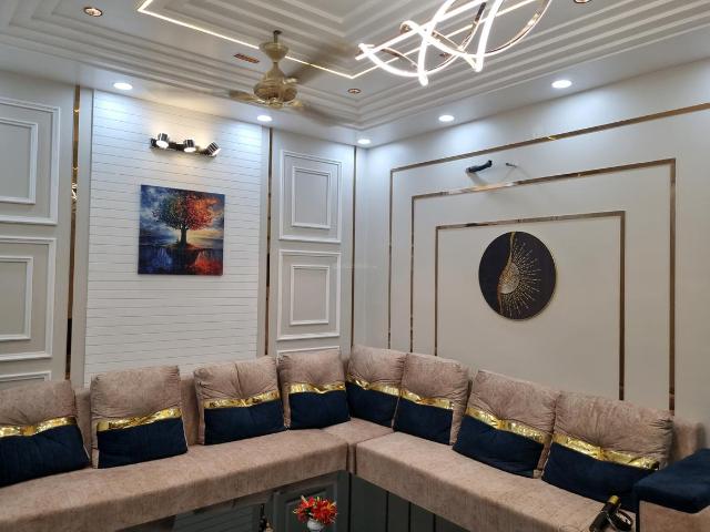 4 BHK Apartment in Nangli Sakrawati for resale New Delhi. The reference number is 20276235
