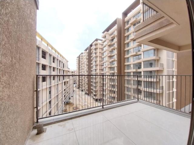 4 BHK Apartment in New Maninagar for resale Ahmedabad. The reference number is 20646512