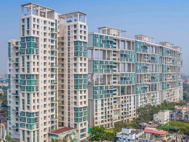 4 BHK Apartment in New Alipore for resale Kolkata. The reference number is 20706401