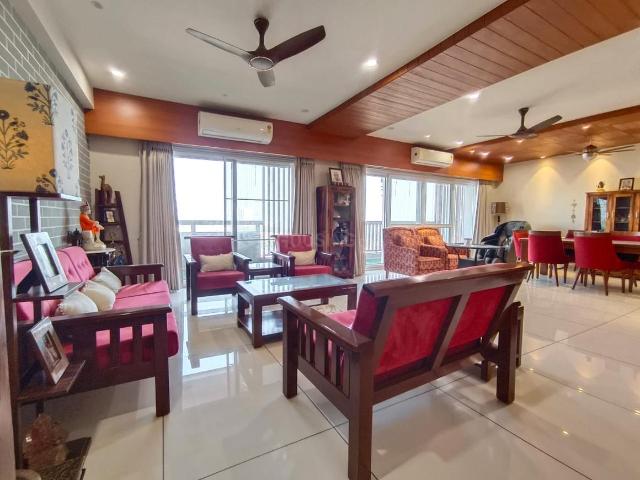 4 BHK Apartment in New Gotri for rent Vadodara. The reference number is 16670799