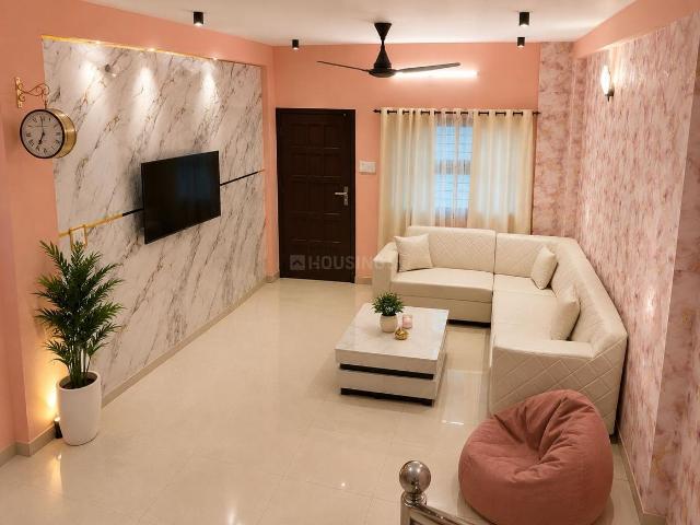 4 BHK Apartment in Nipania for rent Indore. The reference number is 20380546