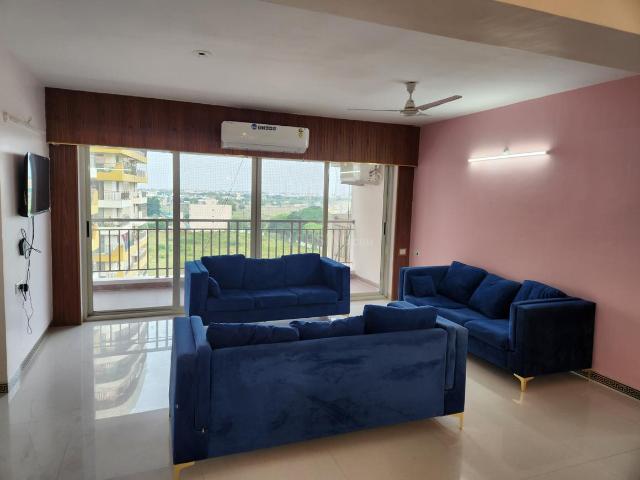 4 BHK Apartment in Nipania for resale Indore. The reference number is 19124134