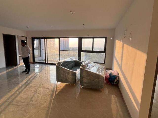4 BHK Apartment in South Bopal for rent Ahmedabad. The reference number is 18846354