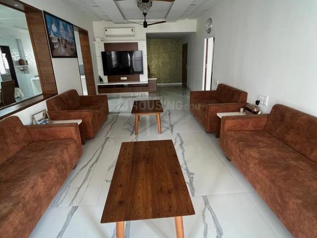 4 BHK Apartment in South Bopal for rent Ahmedabad. The reference number is 19921882