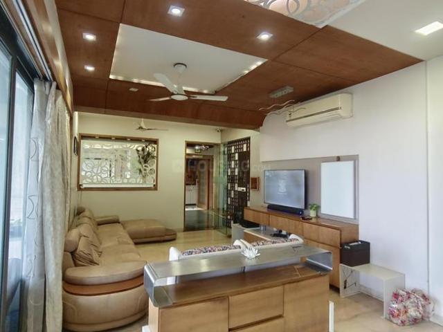 4 BHK Apartment in South Bopal for resale Ahmedabad. The reference number is 19346362