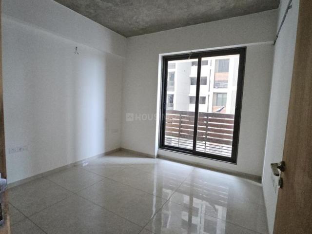 4 BHK Apartment in South Bopal for resale Ahmedabad. The reference number is 20795870