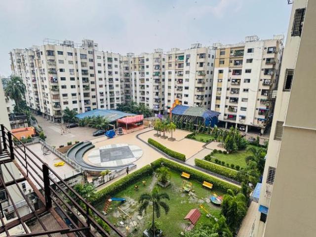 4 BHK Apartment in South Dum Dum for resale Kolkata. The reference number is 17097952