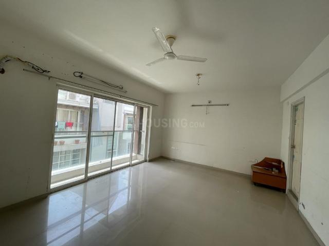4 BHK Apartment in Sola for rent Ahmedabad. The reference number is 20352303