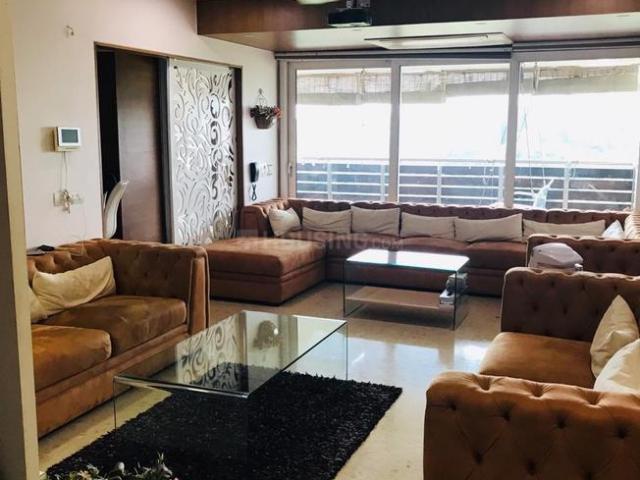4 BHK Apartment in Sola for resale Ahmedabad. The reference number is 19997695