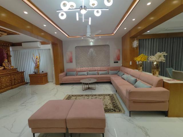 4 BHK Apartment in Sola for resale Ahmedabad. The reference number is 20093397